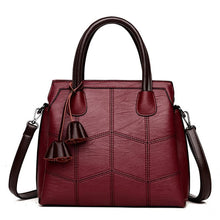 Carregar imagem no visualizador da galeria, Bolsa Luxuosa