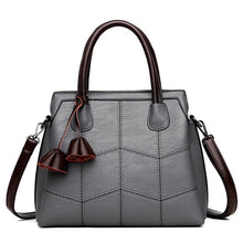 Carregar imagem no visualizador da galeria, Bolsa Luxuosa
